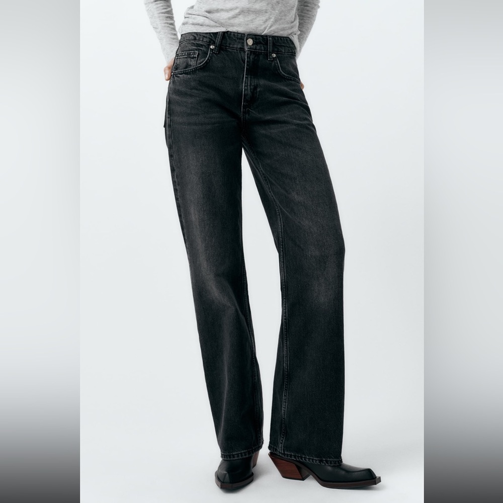 NWT ZARA - Full length mid rise wide leg jeans